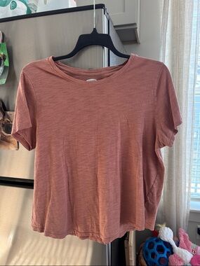 Old Navy Dusty Rose Short Sleeve Crew Tee
